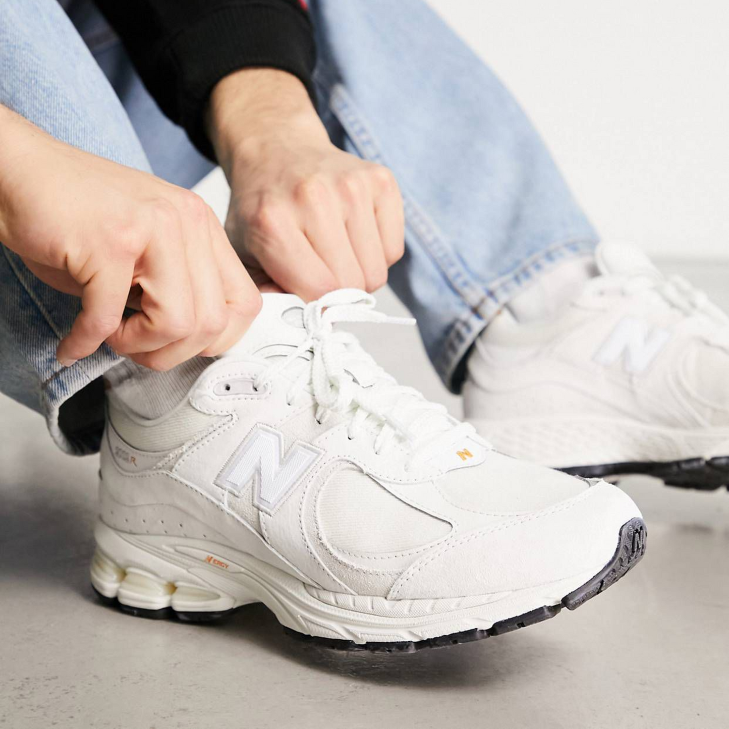 NB2002R White Seasalt